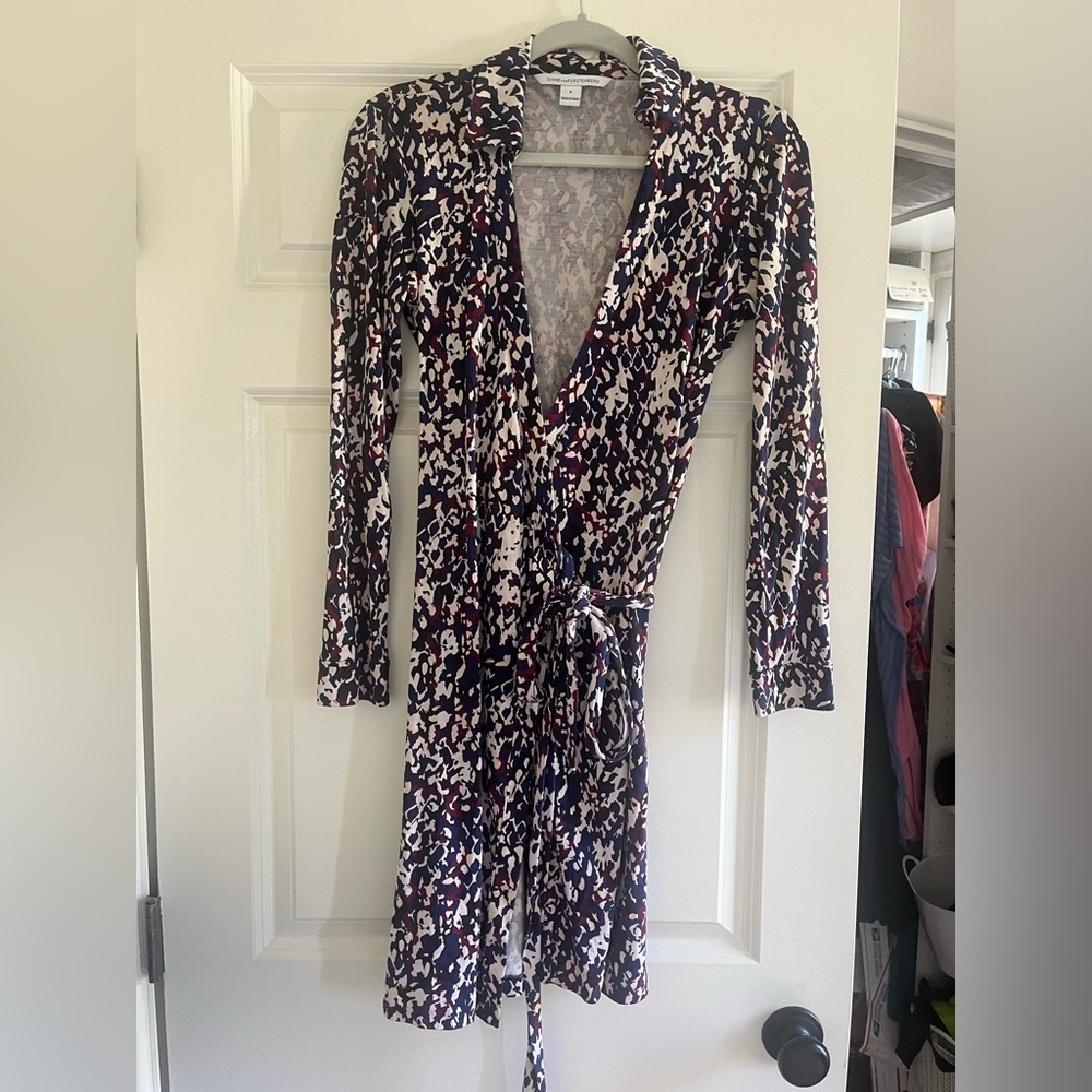 DVF Jeanne Silk Wrap Dress - knee length - 8